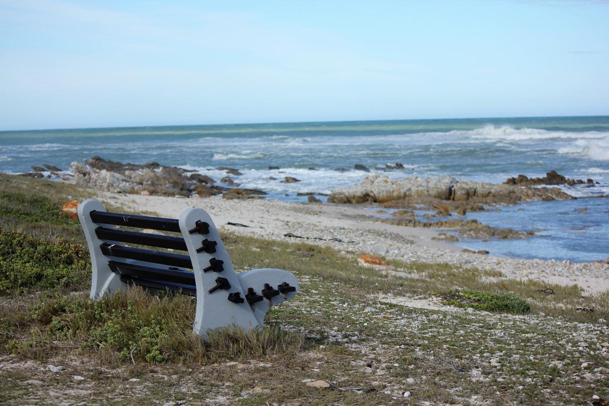 The Sun Catcher Bed & Breakfast Struisbaai Exterior foto